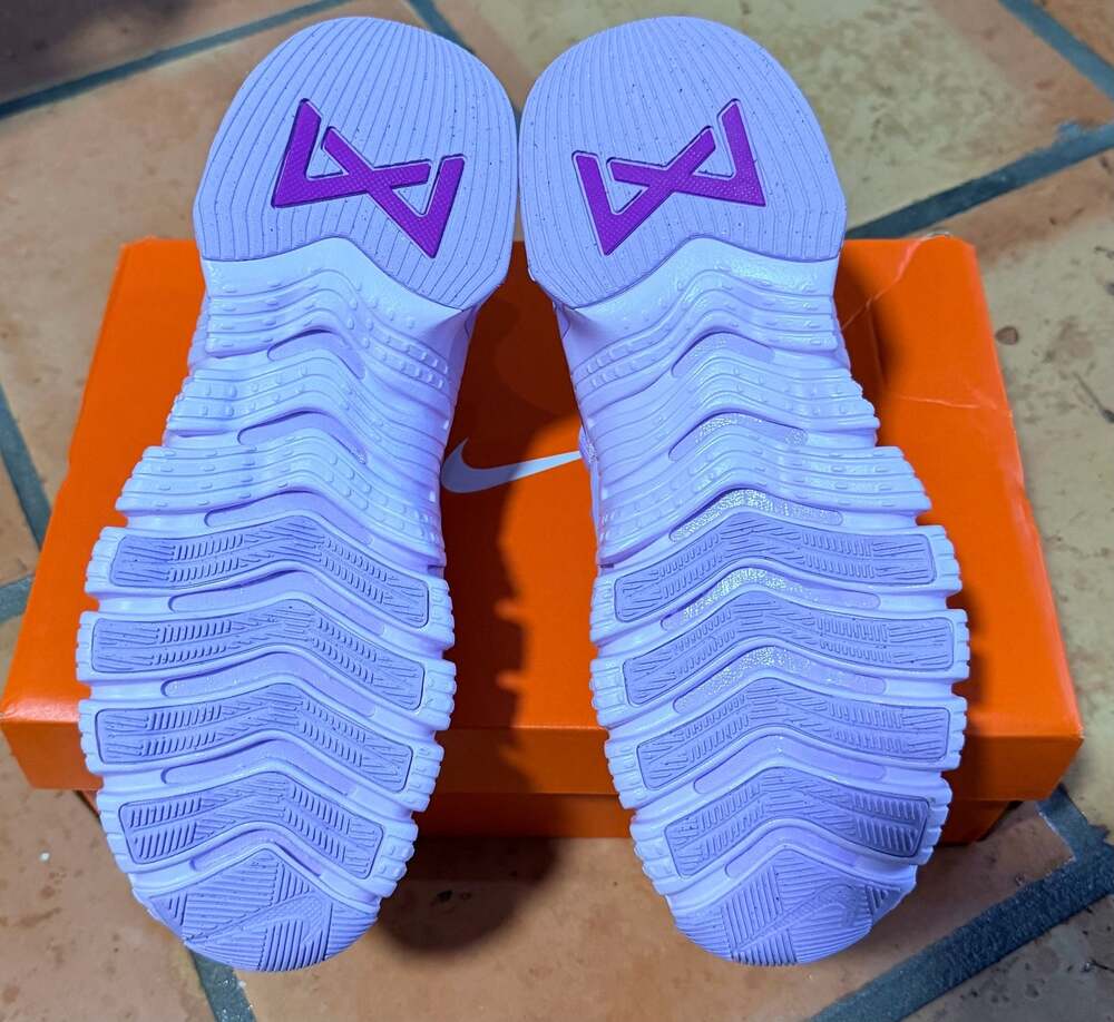 Nike Free Metcon 5 Women's Training Shoes - Size 7W / 5.5M - Picture 8 of 10